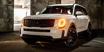 Exterior appearance of the 2021 Kia Telluride available at Wyatt Johnson Kia