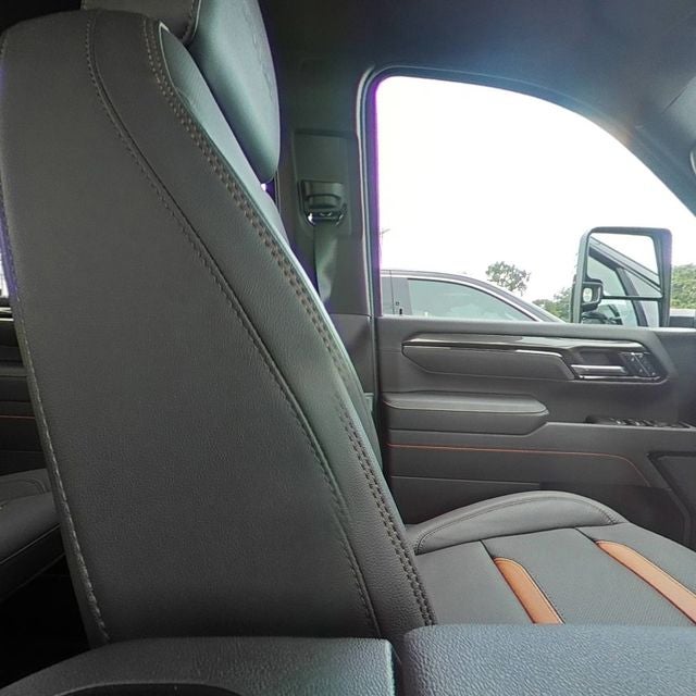2025 GMC Sierra 2500HD AT4