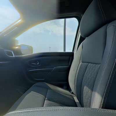 2018 Nissan Titan SV