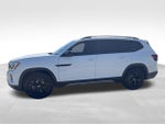 2024 Volkswagen Atlas 2.0T Peak Edition SE w/Technology