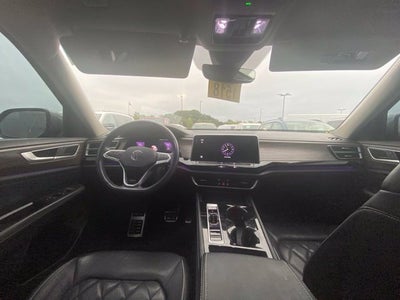 2024 Volkswagen Atlas 2.0T SEL Premium R-Line