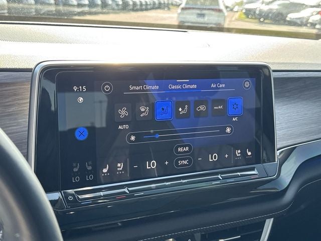 2025 Volkswagen Atlas 2.0T SEL Premium R-Line