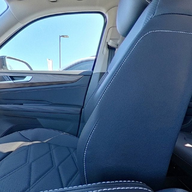 2026 Volkswagen Atlas SE w/Technology