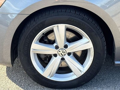 2013 Volkswagen Passat 2.5 SE