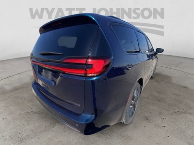 2025 Chrysler Pacifica Limited