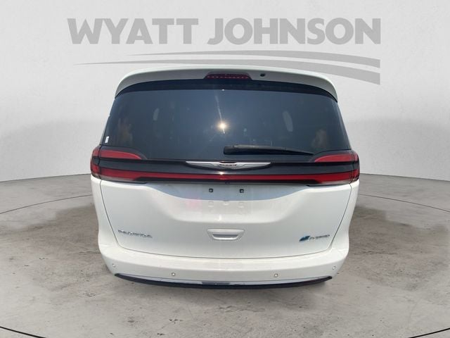 2023 Chrysler Pacifica Hybrid Limited