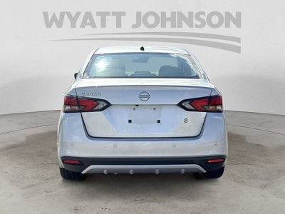 2024 Nissan Versa 1.6 S