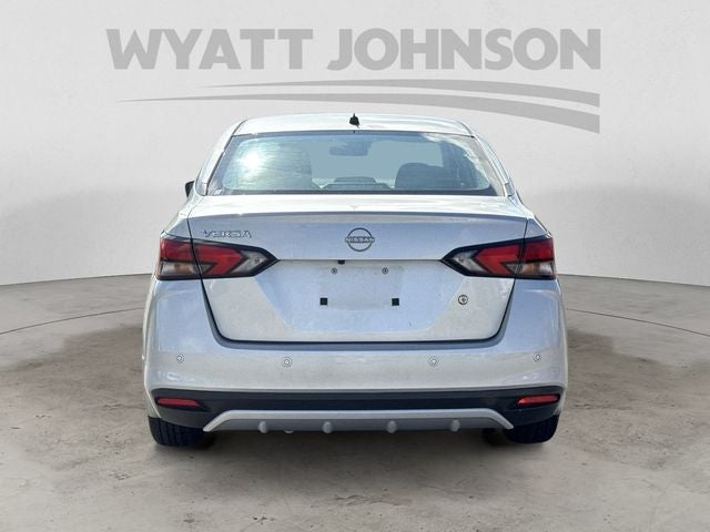 2024 Nissan Versa 1.6 S