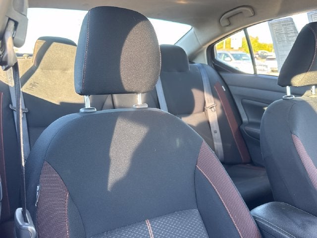 2022 Nissan Versa 1.6 SR