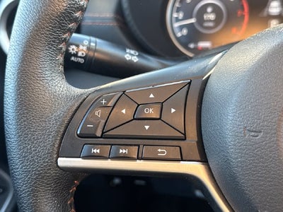 2022 Nissan Versa 1.6 SR