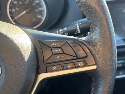 2022 Nissan Versa 1.6 SR