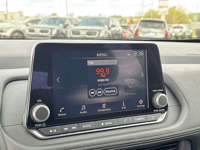 2025 Nissan Rogue SV