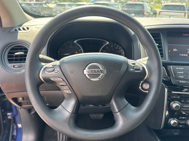 2020 Nissan Pathfinder S