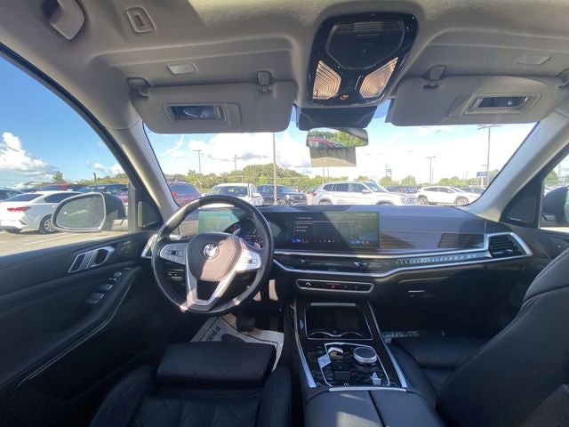 2025 BMW X7 xDrive40i