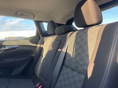 2018 Nissan Rogue Sport SV
