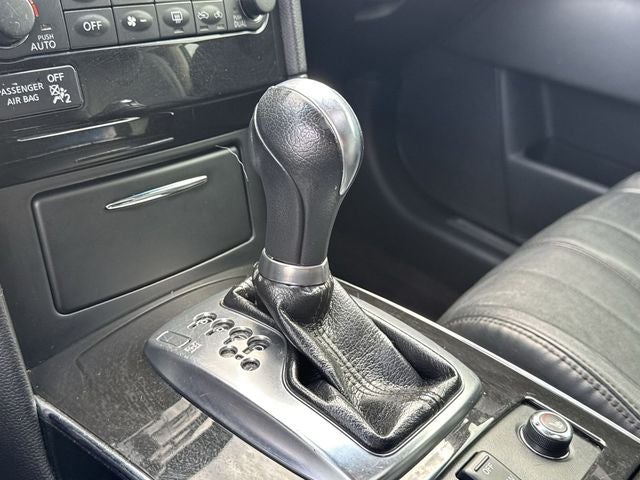 2016 INFINITI QX70 Base