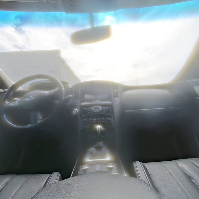 2016 INFINITI QX70 Base