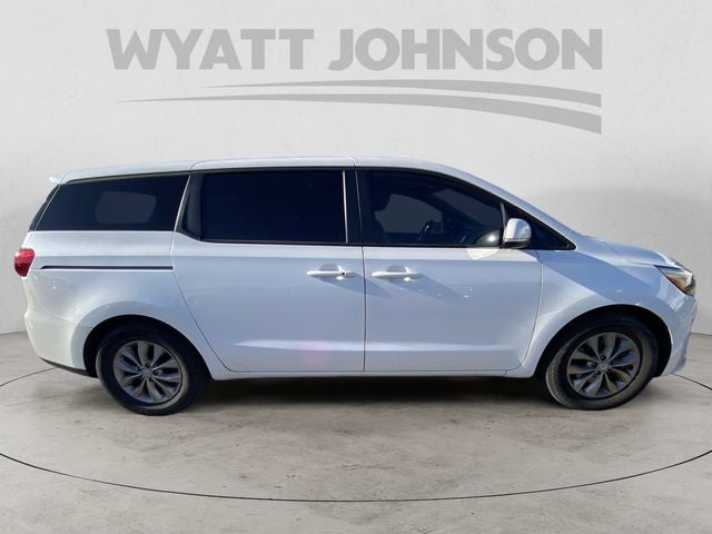 2021 Kia Sedona LX