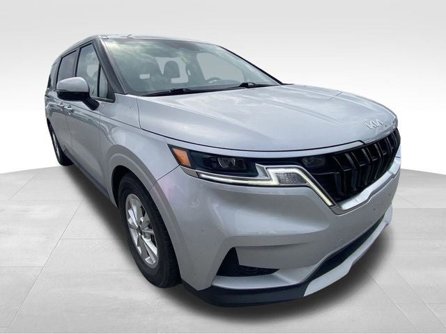 2022 Kia Carnival LX