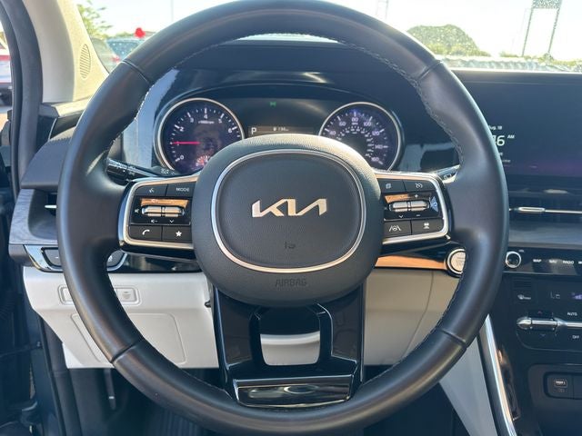 2024 Kia Carnival EX