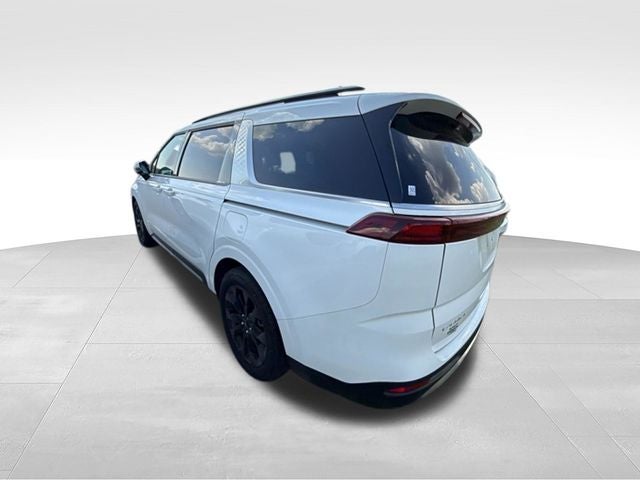 2024 Kia Carnival SX
