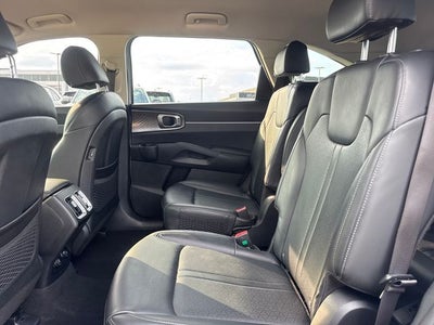 2022 Kia Sorento Hybrid S