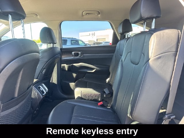 2022 Kia Sorento Hybrid EX