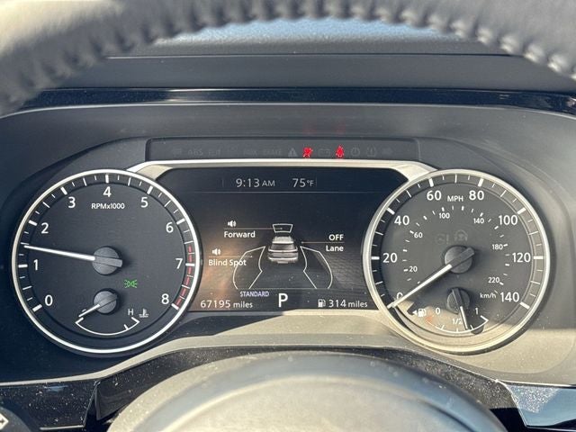 2024 Nissan Pathfinder SV