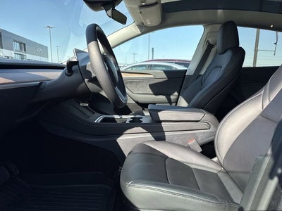 2025 Tesla Model Y Long Range