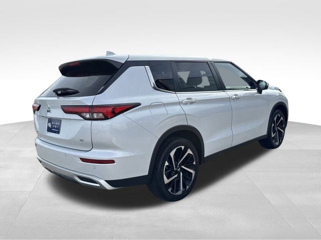 2024 Mitsubishi Outlander SE Black Edition