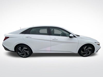 2024 Hyundai Elantra Limited