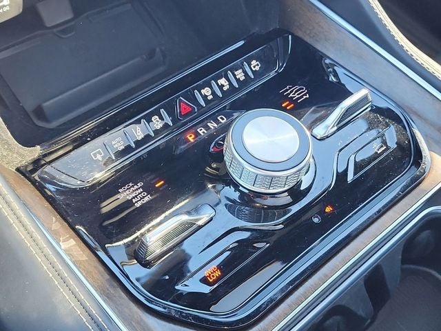 2022 Jeep Grand Wagoneer Series II