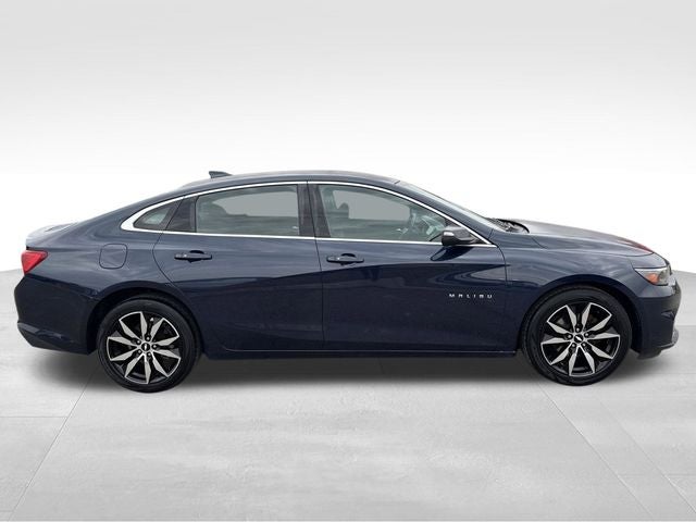 2017 Chevrolet Malibu LT 1LT