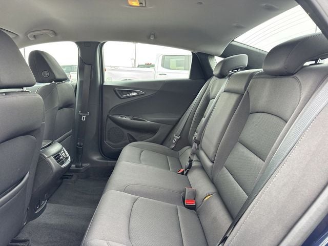 2017 Chevrolet Malibu LT 1LT