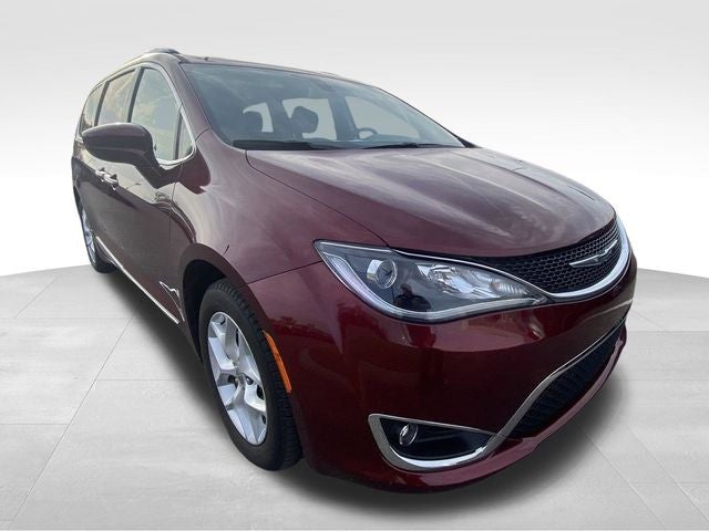2017 Chrysler Pacifica Touring L Plus