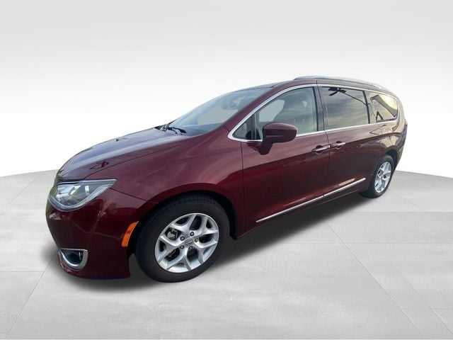 2017 Chrysler Pacifica Touring L Plus