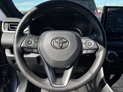 2022 Toyota RAV4 Hybrid SE