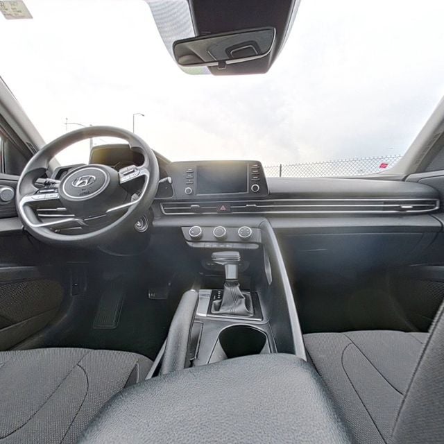 2021 Hyundai Elantra SE