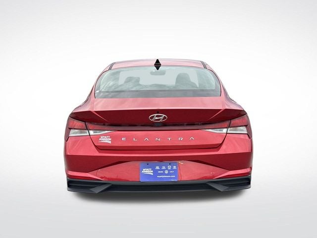 2021 Hyundai Elantra SE