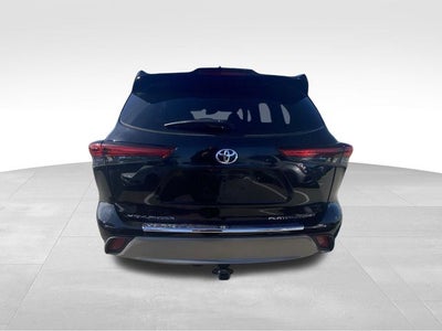 2023 Toyota Highlander Platinum
