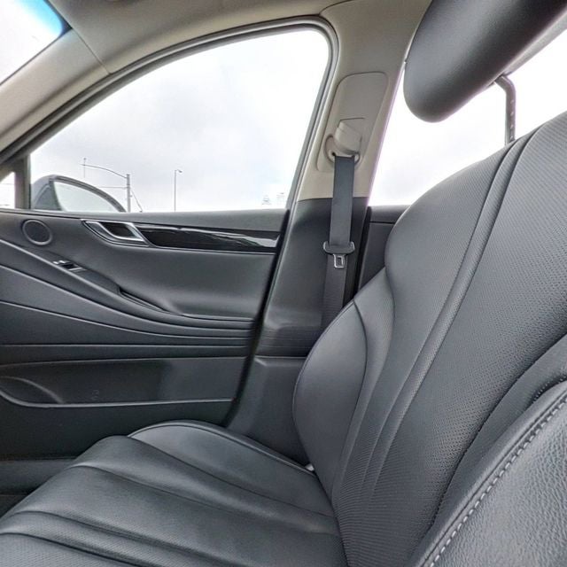 2023 Genesis G80 2.5T