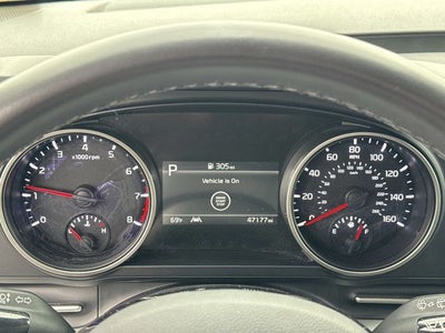 2024 Kia Carnival LX