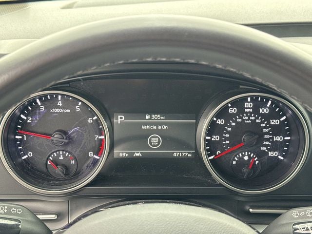 2024 Kia Carnival LX