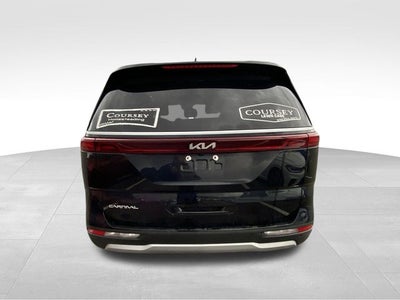 2023 Kia Carnival LX