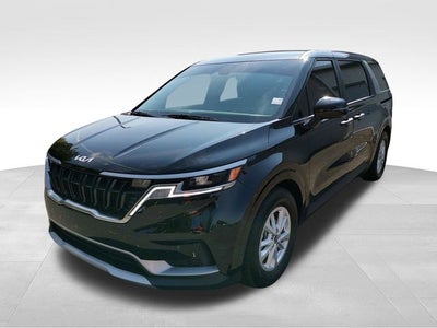 2023 Kia Carnival LX