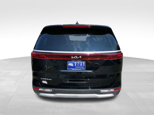 2023 Kia Carnival LX