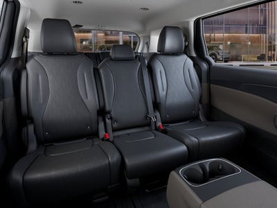 2027 Kia Carnival LX
