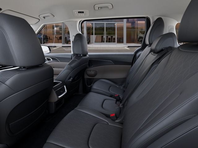 2027 Kia Carnival LX