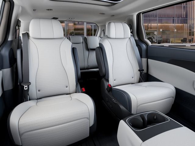 2027 Kia Carnival Base
