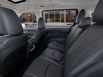 2027 Kia Carnival Hybrid Base